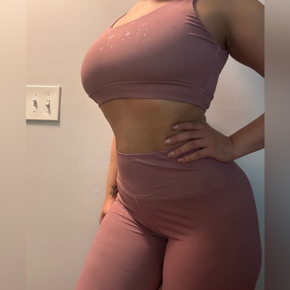 Dusty Pink Sports Bra and Leggings Gym Set - Picture 3 of 6